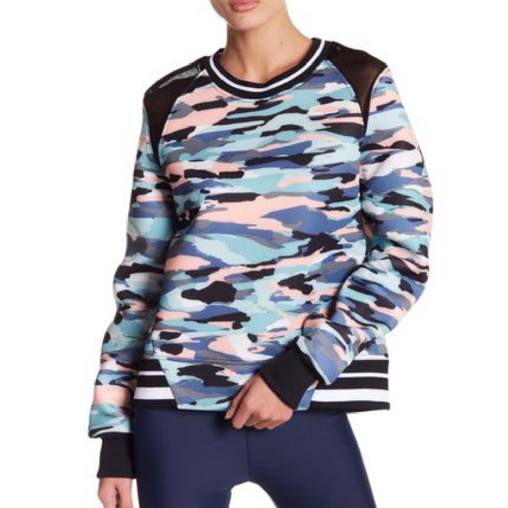 C&C‎ California Blue Pastel Camo Scuba Pullover XS